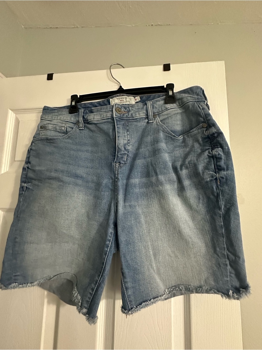 torrid Light Wash Denim Jean Shorts